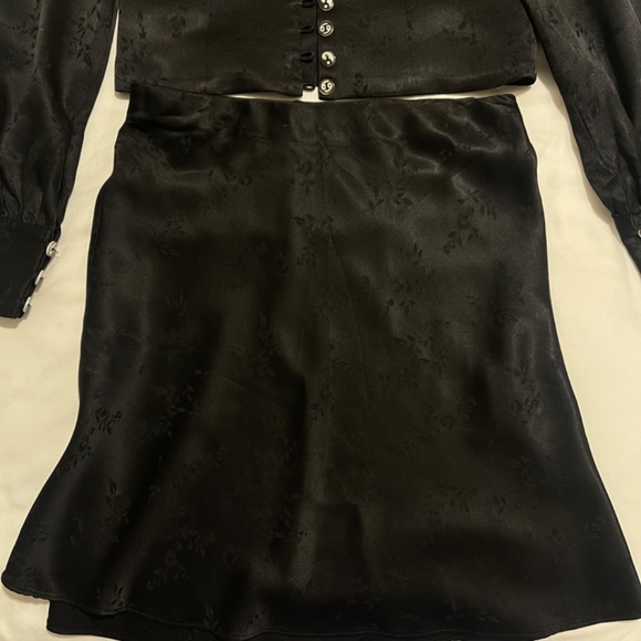 Realisation Par Silk blouse and skirt set - Picture 6 of 9